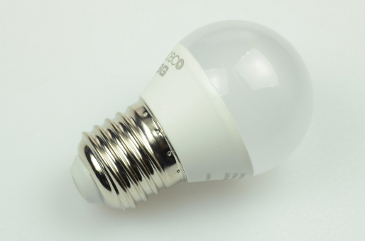 E27 LED Tropfenlampe,4x SMD 370 Lumen warmweiss 230V 3,7W DC-kompatibel 60-269V   